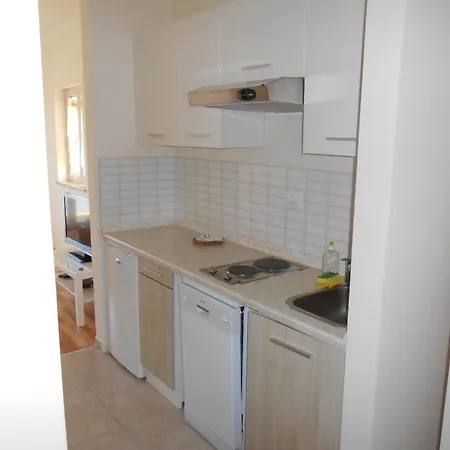 Alen Apartment *